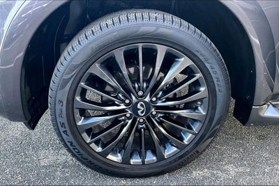 2023 INFINITI QX80 Premium Select