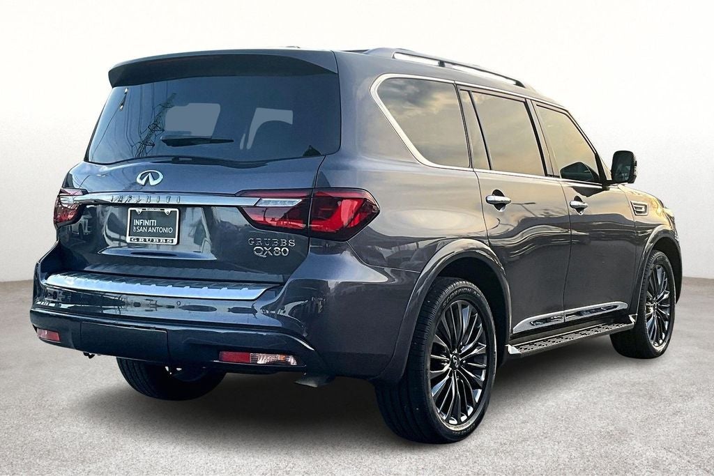 2023 INFINITI QX80 Premium Select