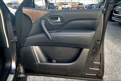 2023 INFINITI QX80 Premium Select