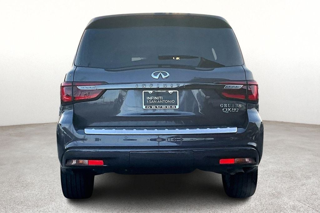 2023 INFINITI QX80 Premium Select