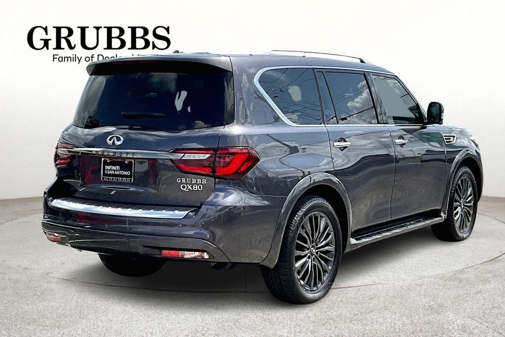 2023 INFINITI QX80 Premium Select