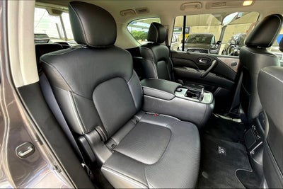 2023 INFINITI QX80 Premium Select