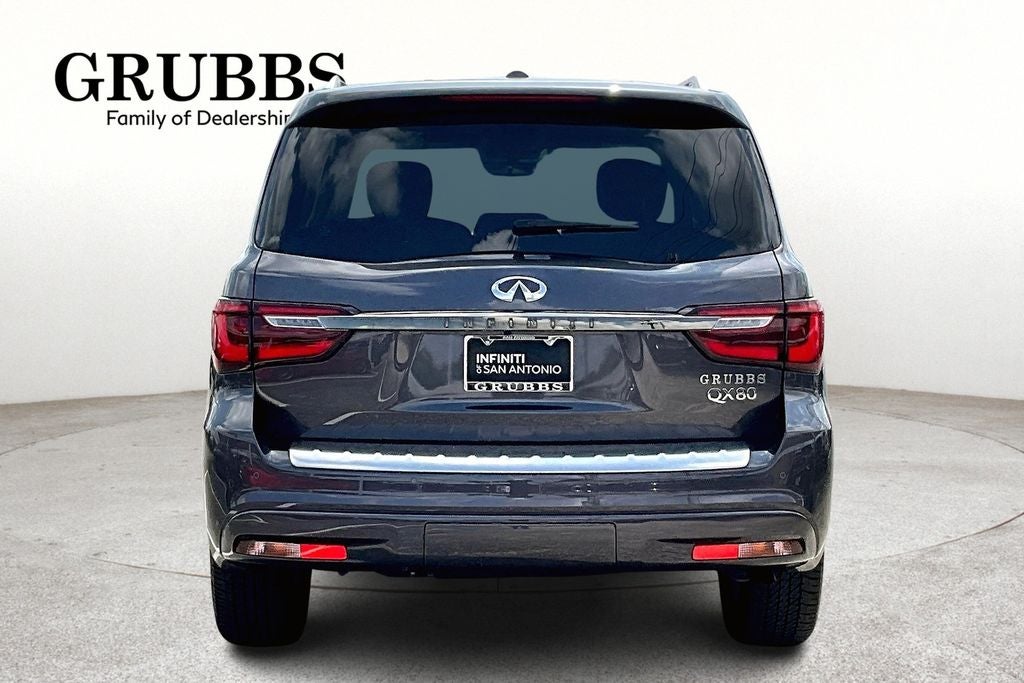 2023 INFINITI QX80 Premium Select