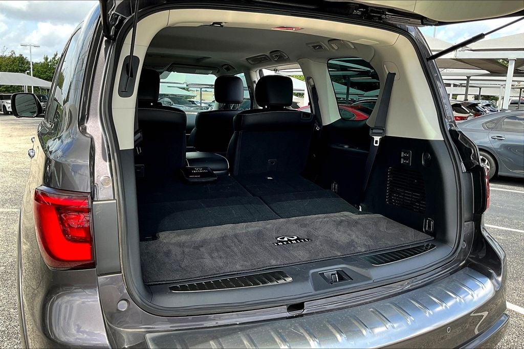 2023 INFINITI QX80 Premium Select