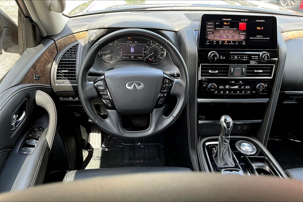 2023 INFINITI QX80 Premium Select