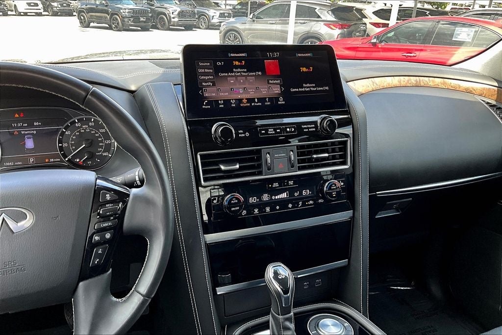 2023 INFINITI QX80 Premium Select