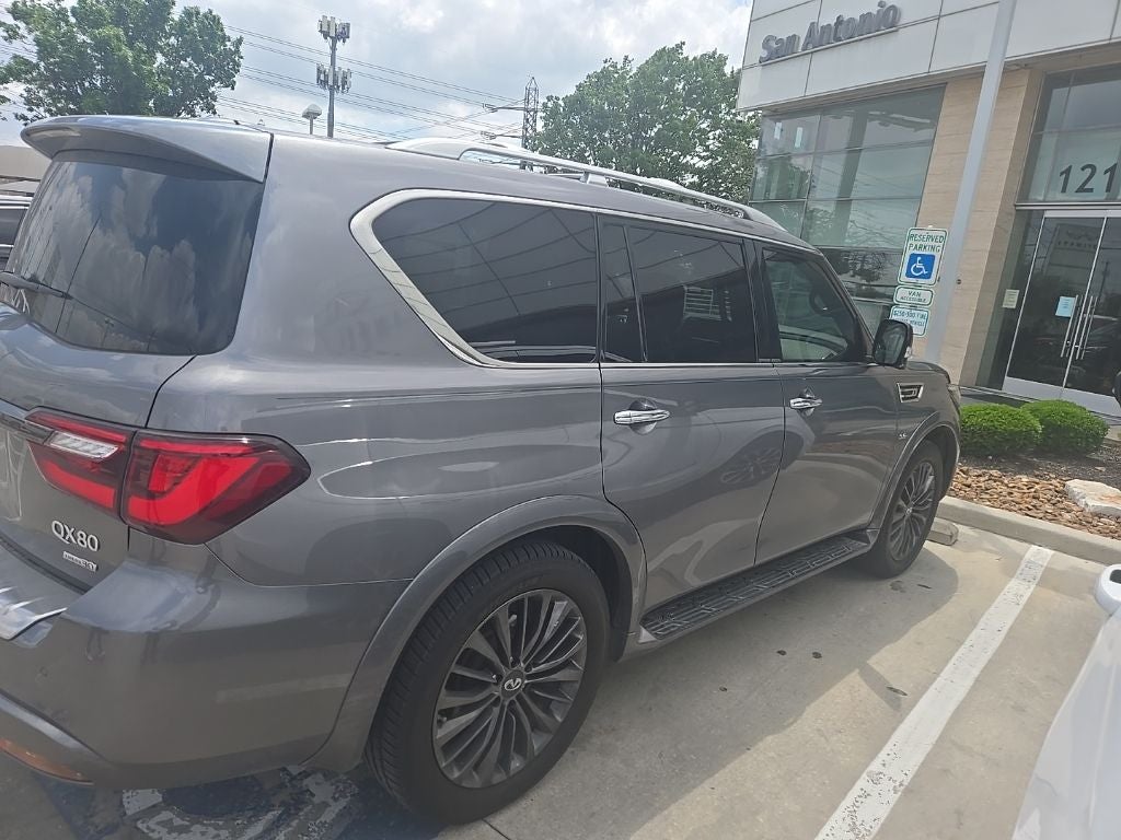 2020 INFINITI QX80 LUXE
