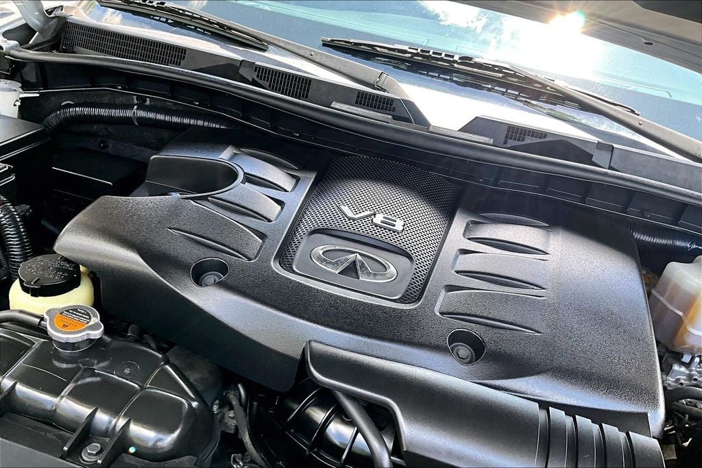 2015 INFINITI QX80 Base