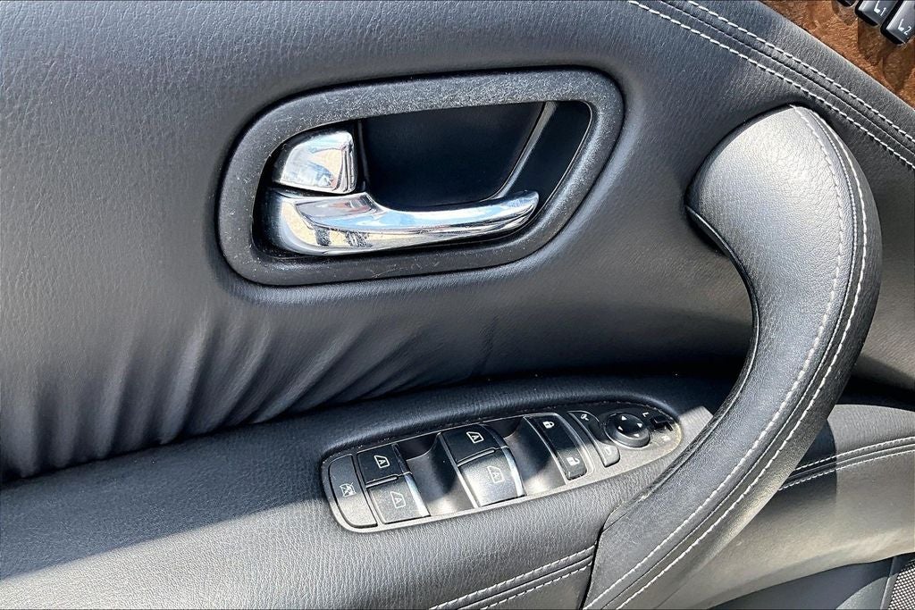 2015 INFINITI QX80 Base
