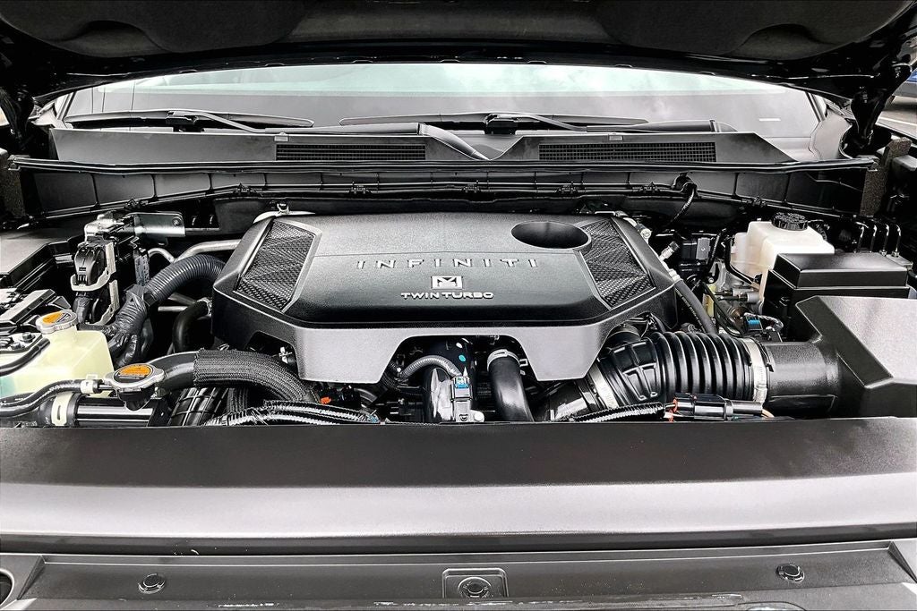 2025 INFINITI QX80 PURE