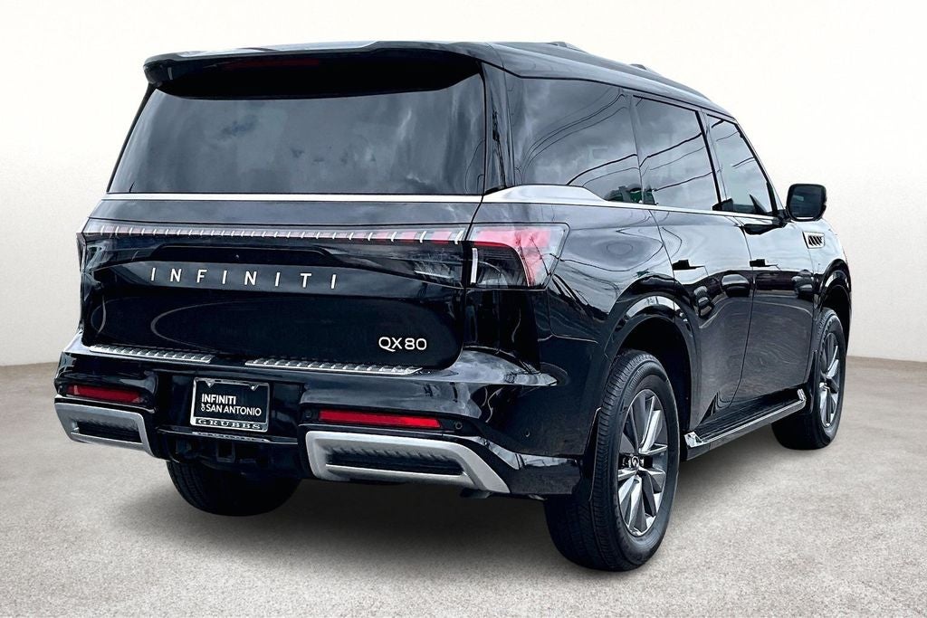 2025 INFINITI QX80 PURE