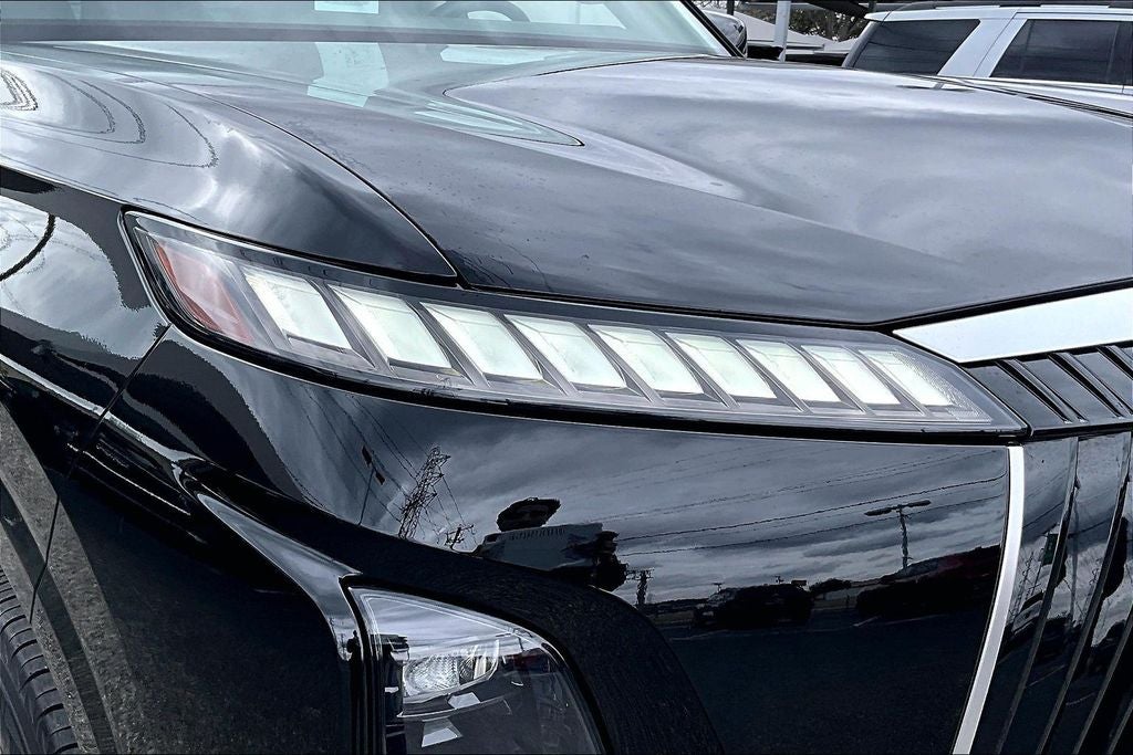 2025 INFINITI QX80 PURE