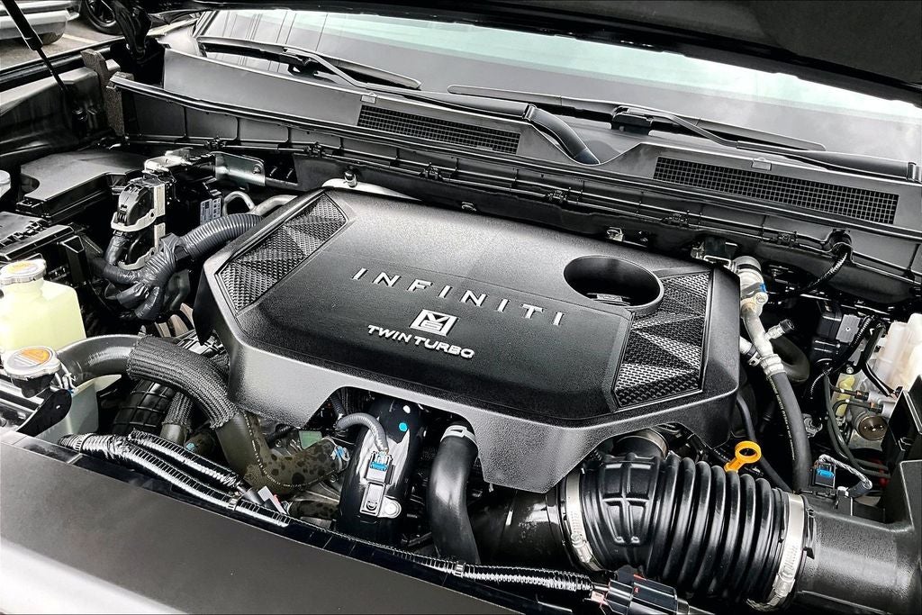 2025 INFINITI QX80 PURE