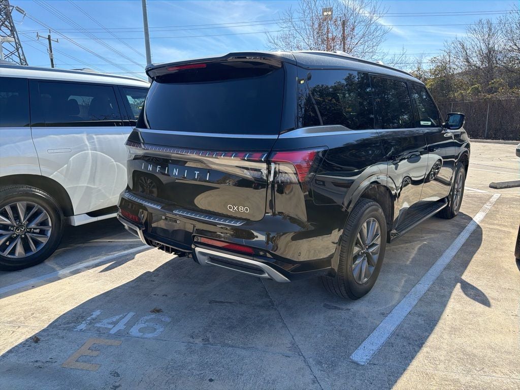 2025 INFINITI QX80 PURE
