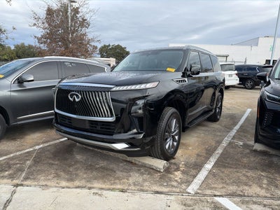 2025 INFINITI QX80 PURE