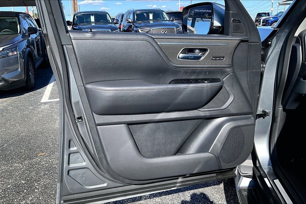 2026 INFINITI QX80 PURE