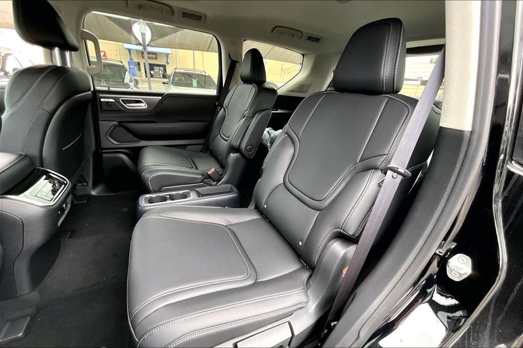 2026 INFINITI QX80 PURE