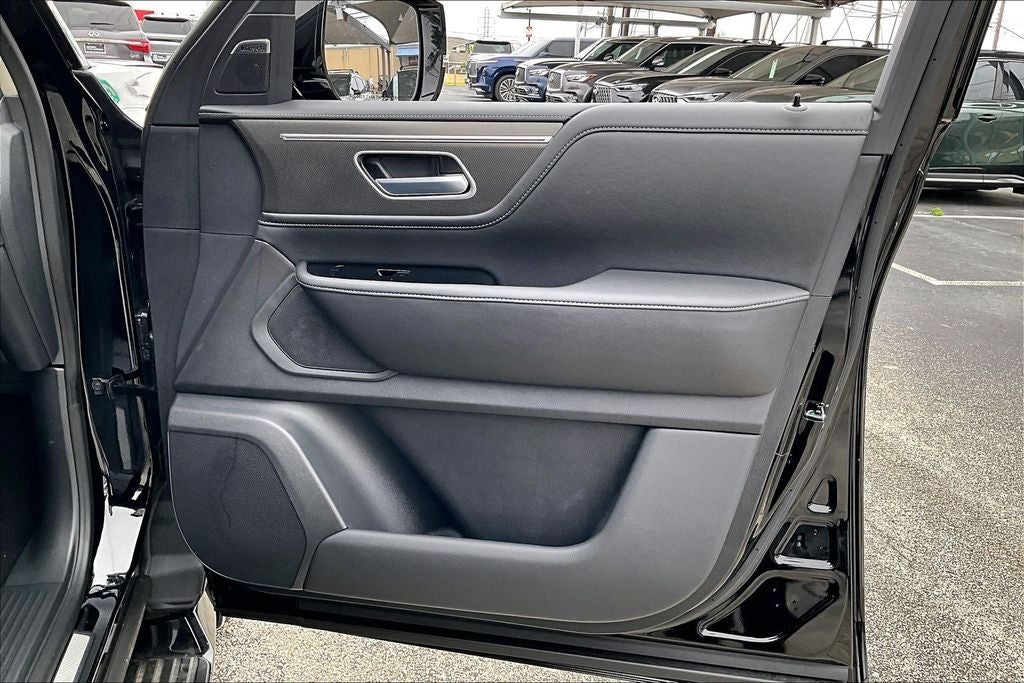 2026 INFINITI QX80 PURE