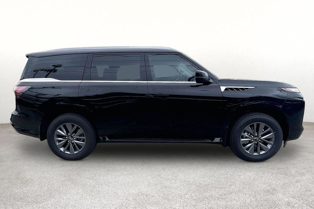 2026 INFINITI QX80 PURE