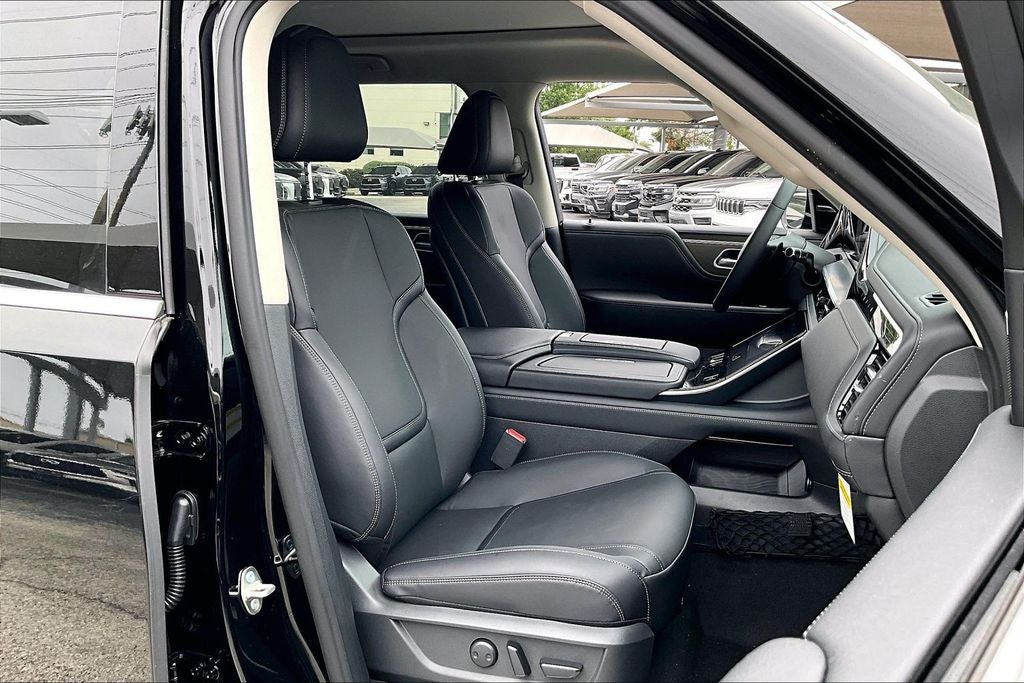 2026 INFINITI QX80 PURE