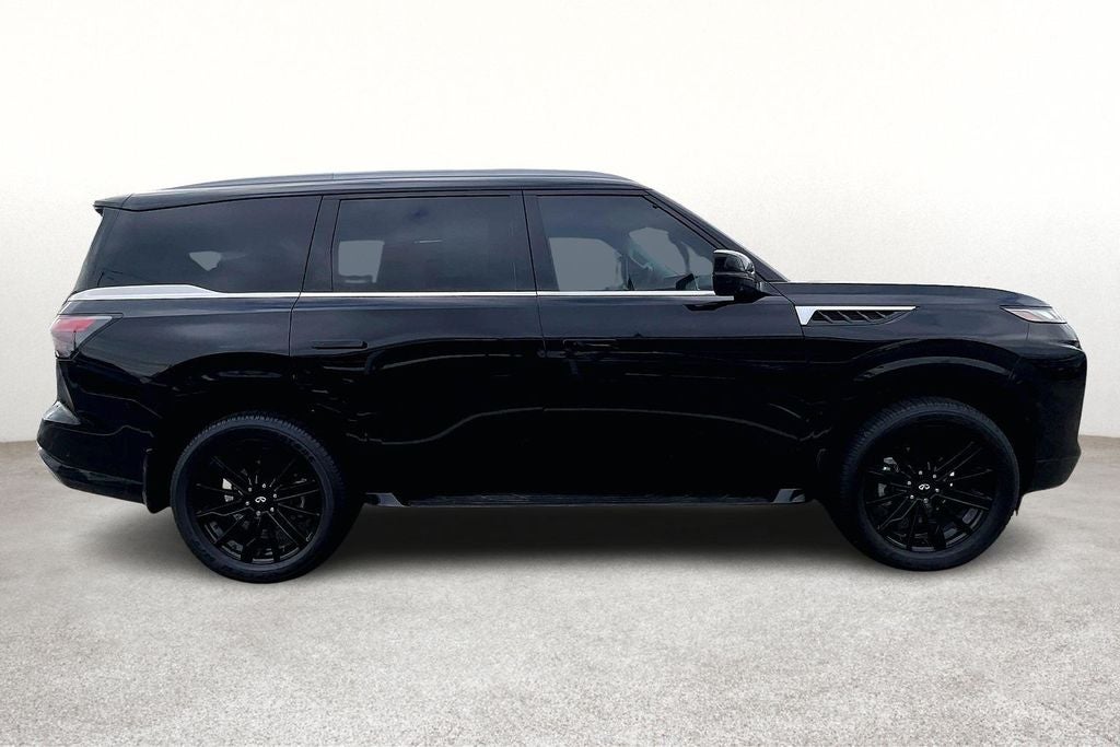 2025 INFINITI QX80 PURE