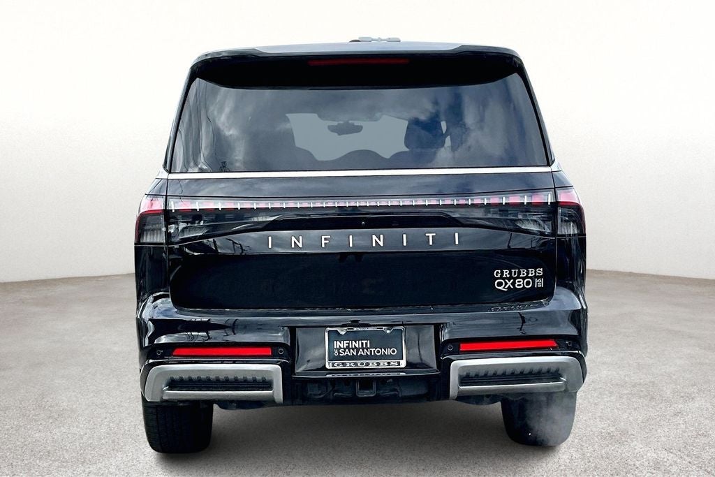 2025 INFINITI QX80 PURE