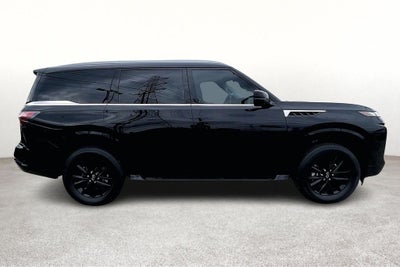 2025 INFINITI QX80 PURE