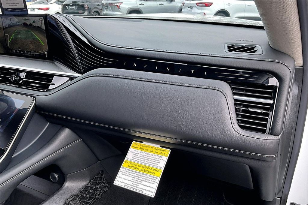 2025 INFINITI QX80 PURE