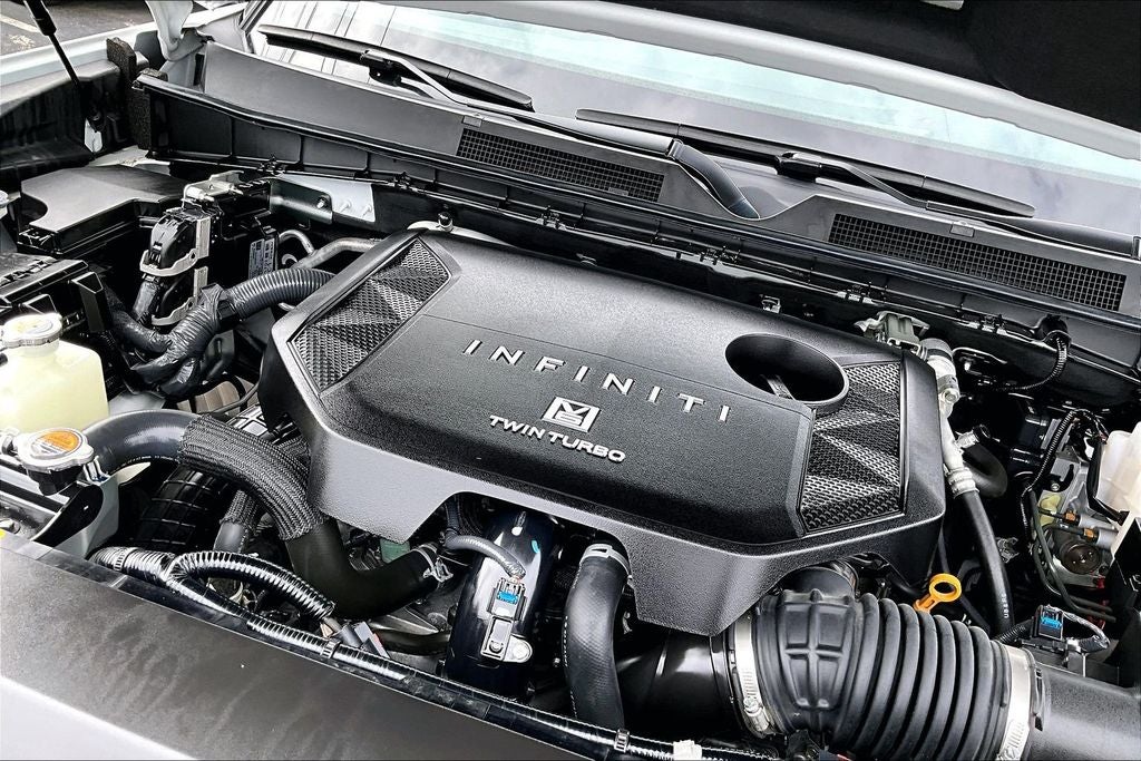 2025 INFINITI QX80 PURE