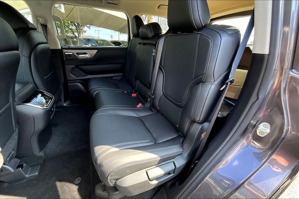 2026 INFINITI QX80 PURE