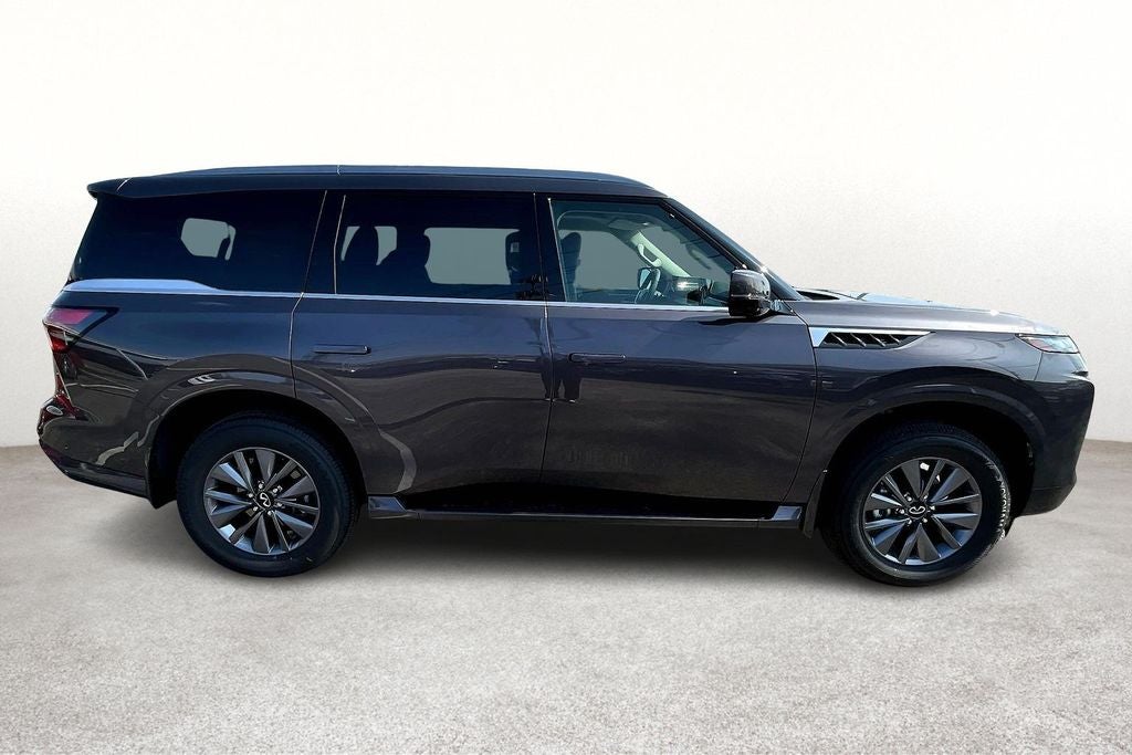 2026 INFINITI QX80 PURE