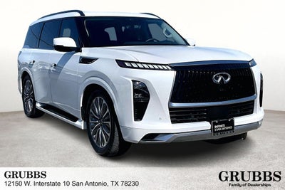 2025 INFINITI QX80 LUXE