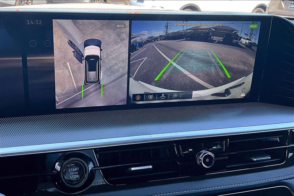 2025 INFINITI QX80 LUXE