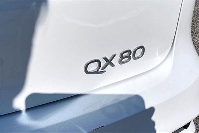 2025 INFINITI QX80 LUXE