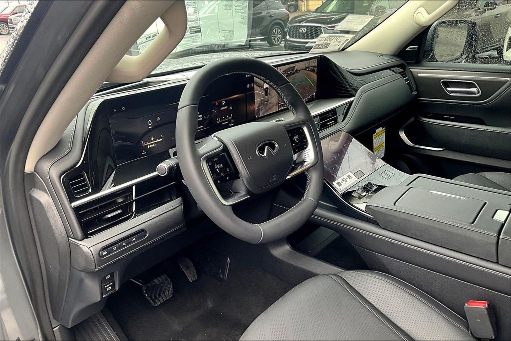 2026 INFINITI QX80 LUXE