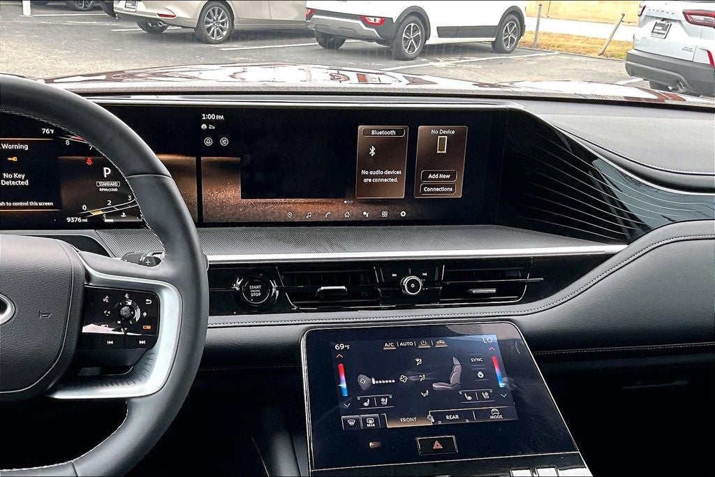 2025 INFINITI QX80 LUXE