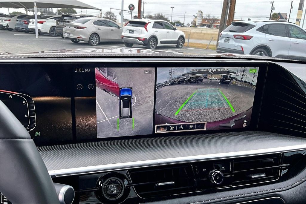 2025 INFINITI QX80 LUXE