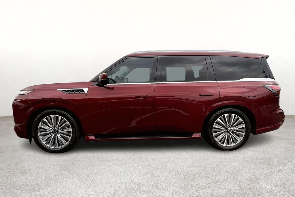 2025 INFINITI QX80 LUXE