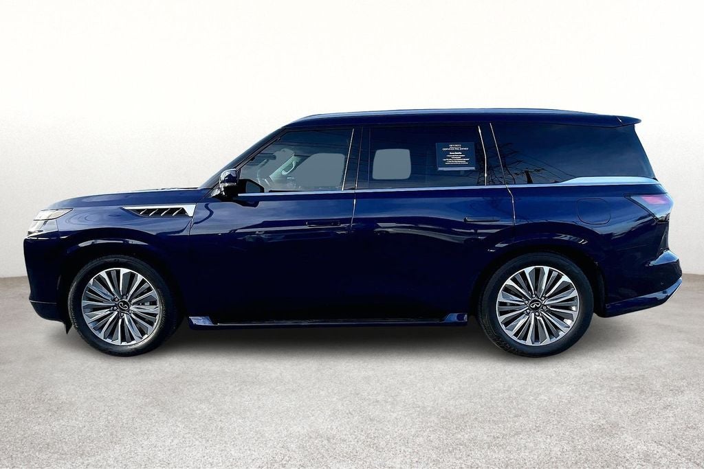 2025 INFINITI QX80 LUXE