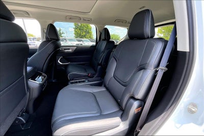 2027 INFINITI QX80 LUXE