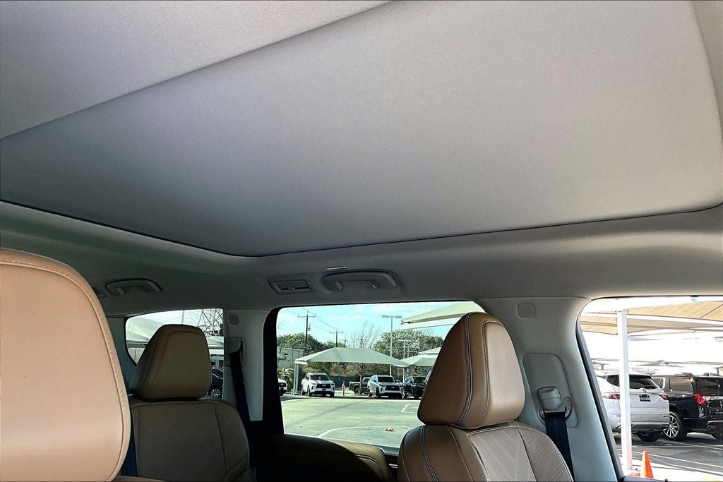 2025 INFINITI QX80 LUXE