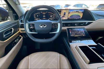 2025 INFINITI QX80 LUXE