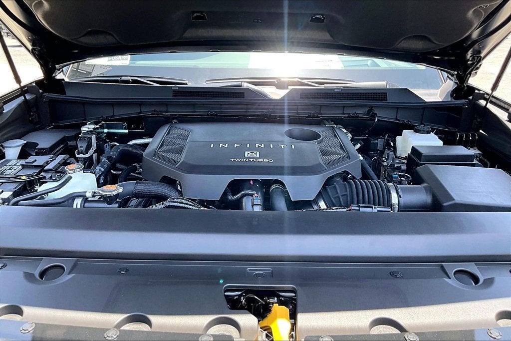 2027 INFINITI QX80 LUXE