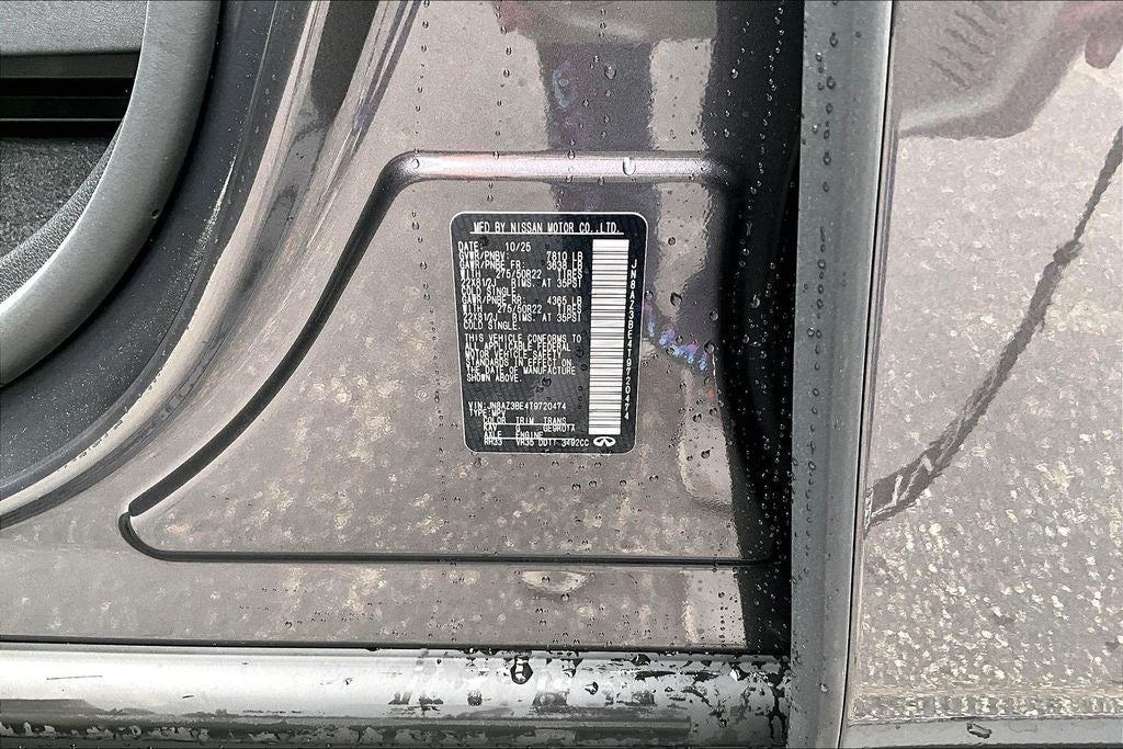 2026 INFINITI QX80 LUXE