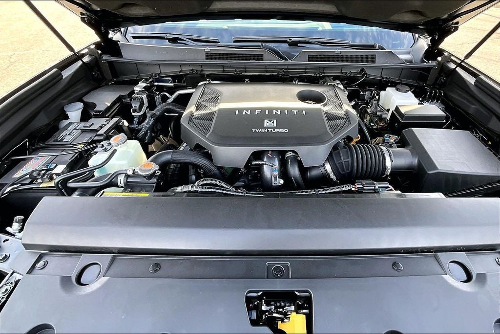 2026 INFINITI QX80 LUXE