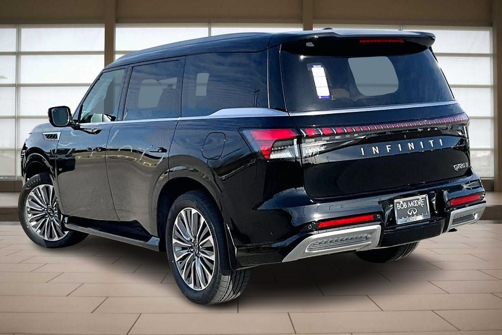 2026 INFINITI QX80 LUXE