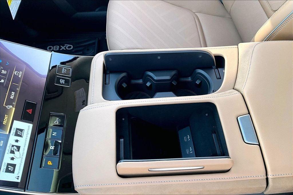 2026 INFINITI QX80 LUXE