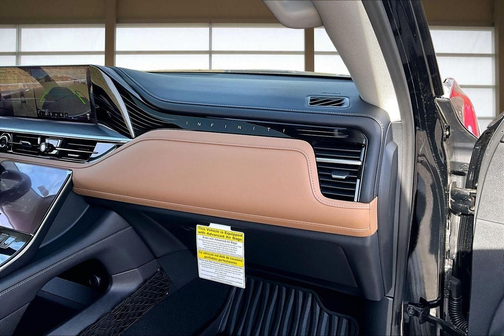 2026 INFINITI QX80 LUXE