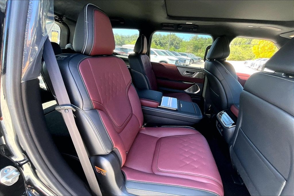 2027 INFINITI QX80 AUTOGRAPH