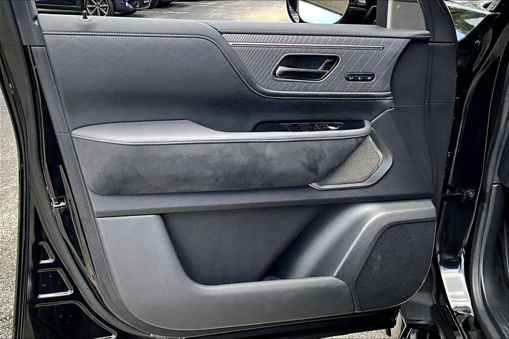 2027 INFINITI QX80 AUTOGRAPH